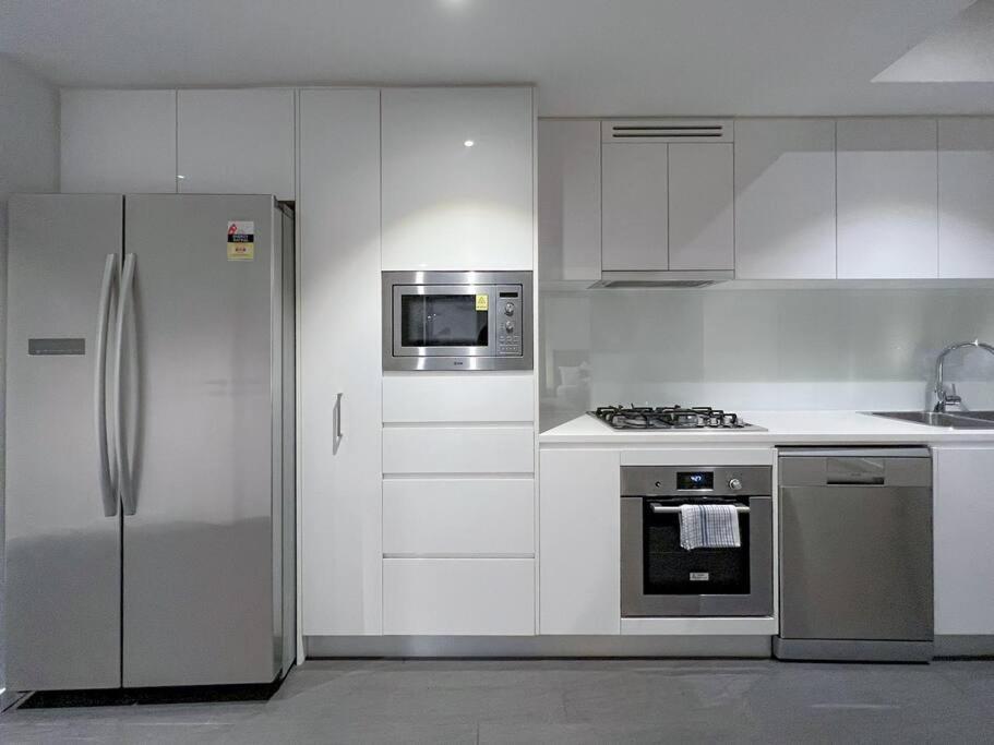 Amazing 2 Bedroom In Cbd! Brisbane Exterior photo